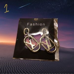 Fashion earrings